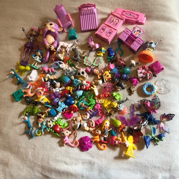 Hatchimals Other - Large lot of small toys/characters